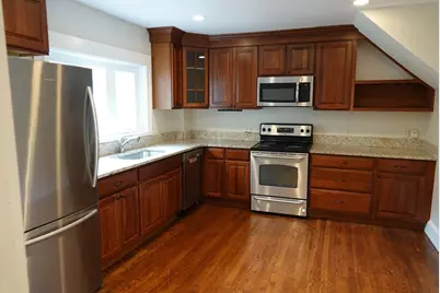 80 Center St, Burlington, MA 01803 - Photo 5
