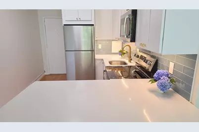 200 Swanton #L8, Winchester, MA 01890 - Photo 5