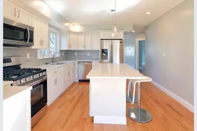 28 2nd St #2, Medford, MA 02155 - Photo 5
