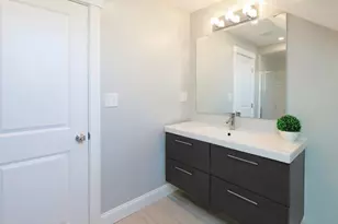 28 2nd St, Medford, MA 02155 - Photo 15