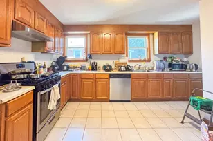 64 Colborne Rd, Boston, MA 02135 - Photo 5
