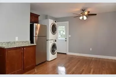 29-29A West Wyoming Ave #2, Melrose, MA 02176 - Photo 5
