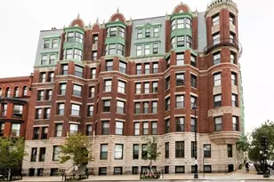 4 Charlesgate E, Boston, MA 02215 - Photo 11