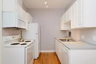 4 Charlesgate E, Boston, MA 02215 - Photo 3