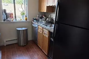 106 Green St, Marblehead, MA 01945 - Photo 3