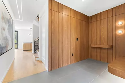 9 Algonquin Rd #2, Newton, MA 02467 - Photo 9