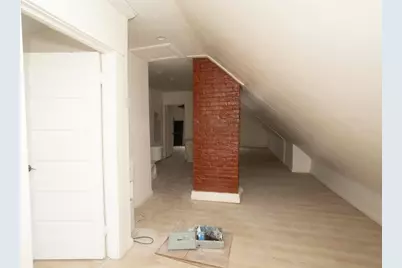 10 Monroe St, Springfield, MA 01109 - Photo 33