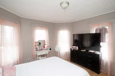 10 Monroe St, Springfield, MA 01109 - Photo 27