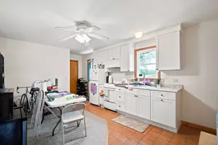 33-37 Cottage St, Amherst, MA 01002 - Photo 27