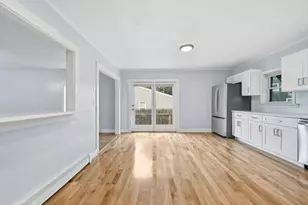 8 Ash St, Plymouth, MA 02360 - Photo 15