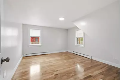 8 Ash St, Plymouth, MA 02360 - Photo 5