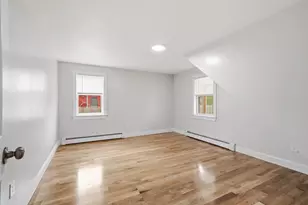 8 Ash St, Plymouth, MA 02360 - Photo 5