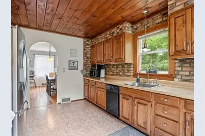 198 County St, Lakeville, MA 02347 - Photo 19