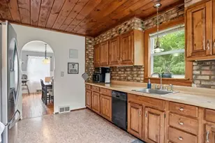 198 County St, Lakeville, MA 02347 - Photo 19