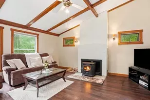 198 County St, Lakeville, MA 02347 - Photo 23