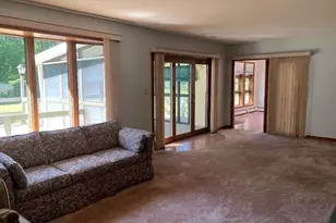 53 Hampden Rd, East Longmeadow, MA 01028 - Photo 15