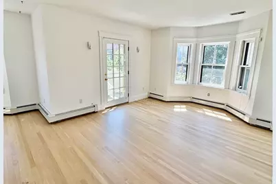 85 Sherman #7, Cambridge, MA 02140 - Photo 5