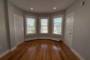 413 Boston St, Lynn, MA 01905 - Photo 5