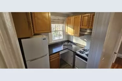 72 Linden Street #101, Reading, MA 01867 - Photo 5