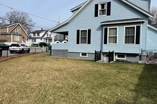 15 Wason St, Medford, MA 02155 - Photo 17