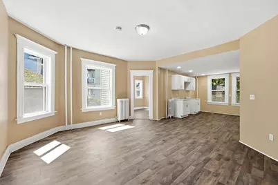 282 White St, Springfield, MA 01108 - Photo 11