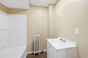 282 White St, Springfield, MA 01108 - Photo 17