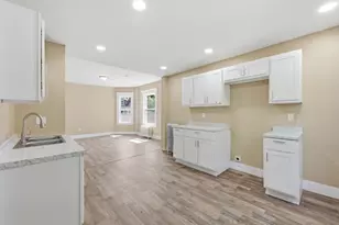 282 White St, Springfield, MA 01108 - Photo 21