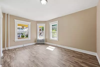 282 White St, Springfield, MA 01108 - Photo 13