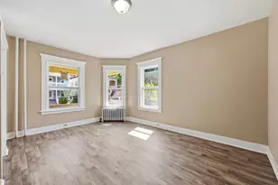 282 White St, Springfield, MA 01108 - Photo 13