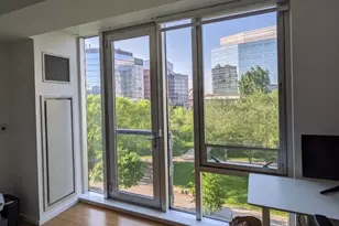 2 Earhart St, Cambridge, MA 02141 - Photo 5