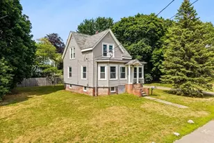 88 Cottage St, Mansfield, MA 02048 - Photo 5