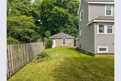 88 Cottage St, Mansfield, MA 02048 - Photo 9