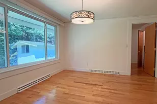 37 Stephen Pl, Newton, MA 02461 - Photo 17