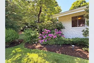 37 Stephen Pl, Newton, MA 02461 - Photo 41