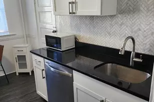 34 Dartmouth St, Watertown, MA 02472 - Photo 7