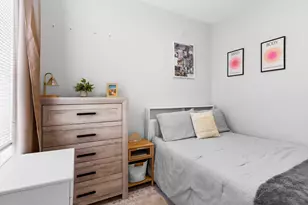 181 W Fifth St, Boston, MA 02127 - Photo 9