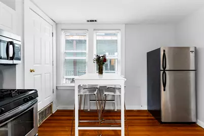 181 W 5th St #2, Boston, MA 02127 - Photo 3