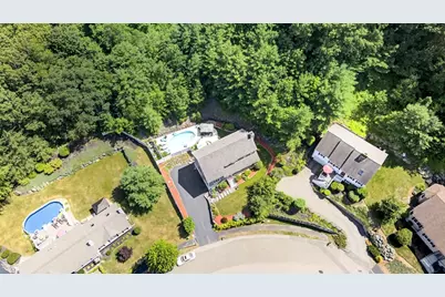 4 Waldingfield Lane, Peabody, MA 01960 - Photo 3