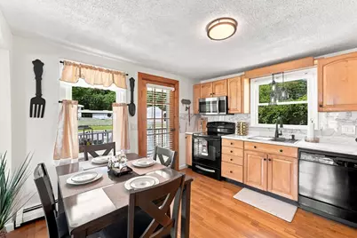 85 Brook St, Holyoke, MA 01040 - Photo 13