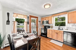 85 Brook St, Holyoke, MA 01040 - Photo 13