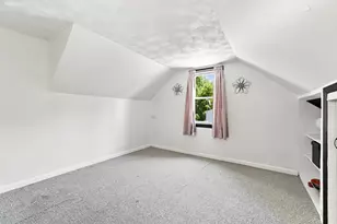 85 Brook St, Holyoke, MA 01040 - Photo 27
