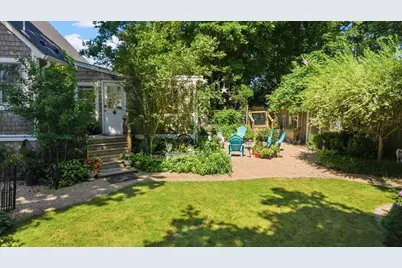 53 Wareham St, Middleborough, MA 02346 - Photo 3