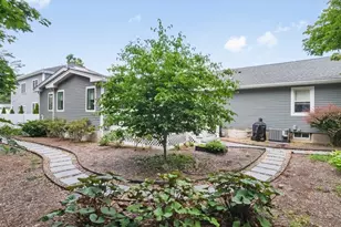 694 Trapelo Rd, Waltham, MA 02452 - Photo 33