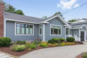 694 Trapelo Rd, Waltham, MA 02452 - Photo 3