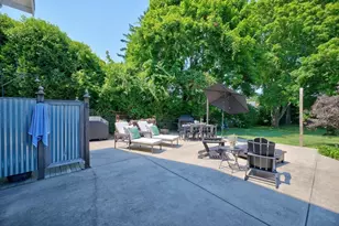 105 Rockland, Dartmouth, MA 02748 - Photo 37