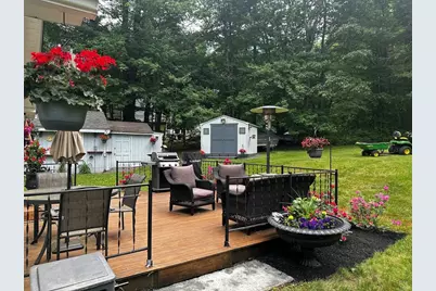 64 Manning St, Holden, MA 01522 - Photo 39