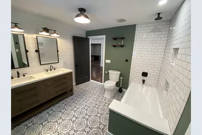 64 Manning St, Holden, MA 01522 - Photo 5