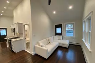 64 Manning St, Holden, MA 01522 - Photo 3