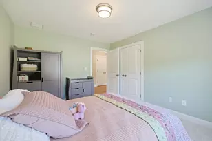 10 Homes Ave, Franklin, MA 02038 - Photo 27