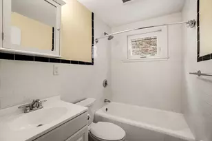1 Garden Ct, Cambridge, MA 02138 - Photo 11